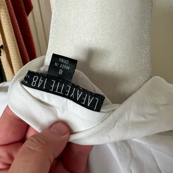 Lafayette 148 white pleated pintuck button down blouse size 8 - Picture 3 of 4